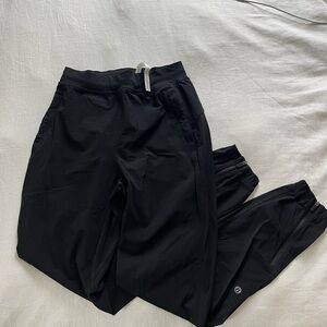 Adaptive state high rise jogger